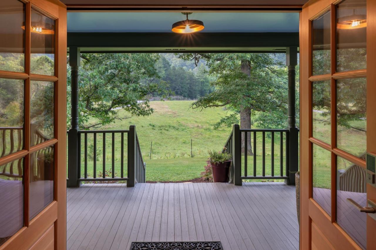 The Inn At Amaris Farms Weaverville Exterior photo